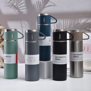 A 500ML Stainless Steel Vacuum Flask Gift Set different style